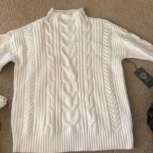 Vince Camuto Sweater